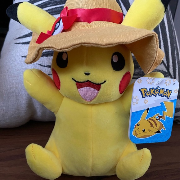 BNWT Pokémon Plushies! Bulbasaur, Pikachu with Sunhat and Torchic - Picture 3 of 4